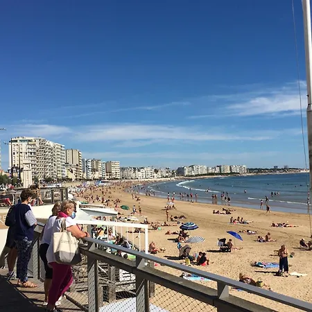 Appartement 3 Chambres Proche De La Mer Avec Garage - Fr-1-92-590 Apartment