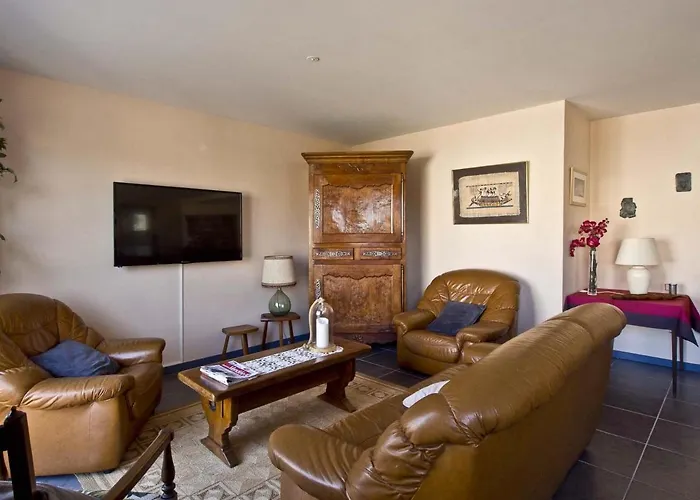 דירה 3 Proche De La Avec Garage - Fr-1-92-590 *